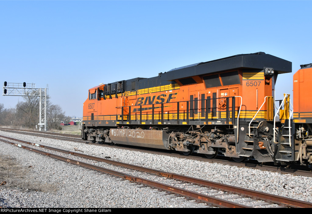 BNSF 6507 Roster shot.